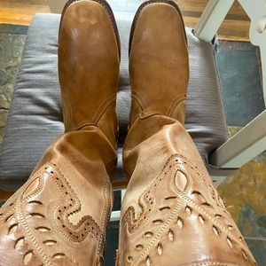 Steve Madden vintage western style boot.